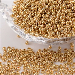 Seed beads 11/0, guld, 10 gram